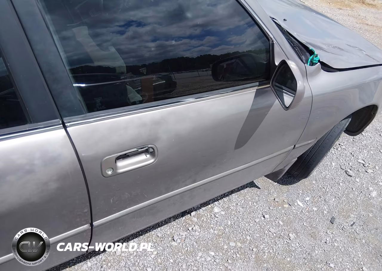 1993 Toyota Camry Le VIN:4T1SK12E2PU271044 - 15