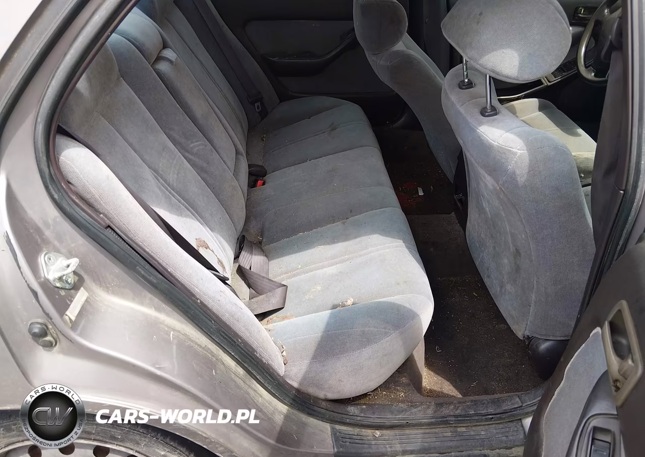 1993 Toyota Camry Le VIN:4T1SK12E2PU271044 - 8
