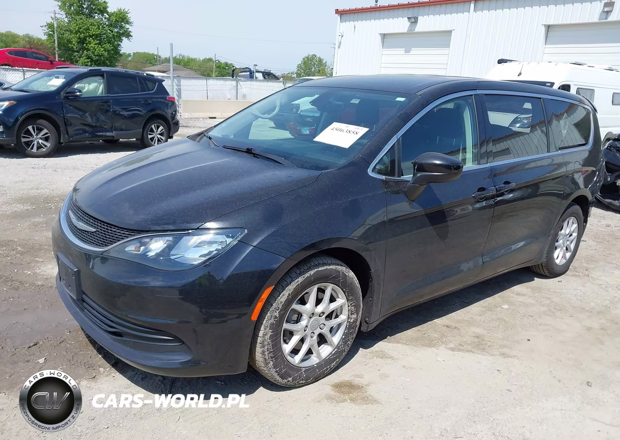 2017 Chrysler Pacifica Touring VIN:2C4RC1DG7HR516949 - 2