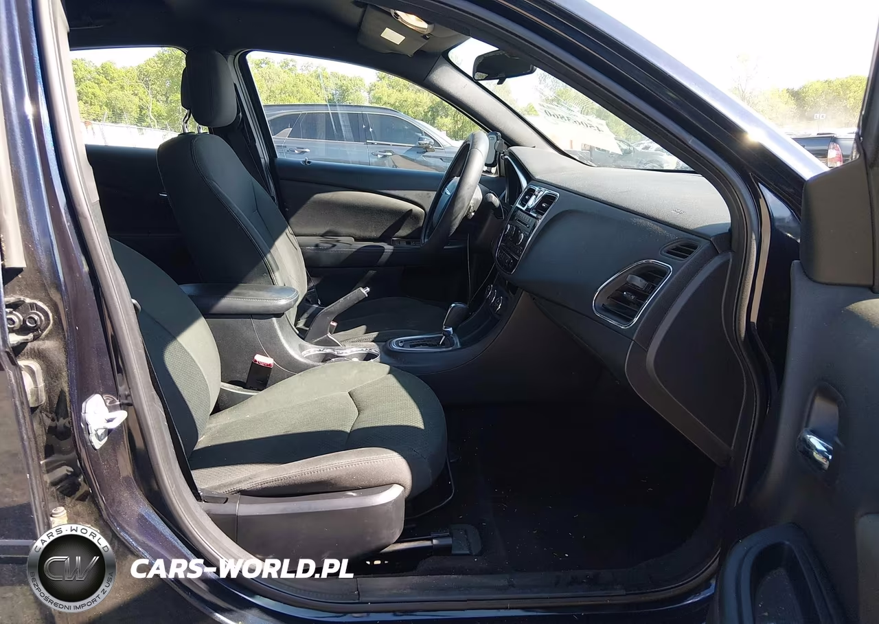 2011 Chrysler 200 Lx VIN:1C3BC4FB6BN558123 - 5