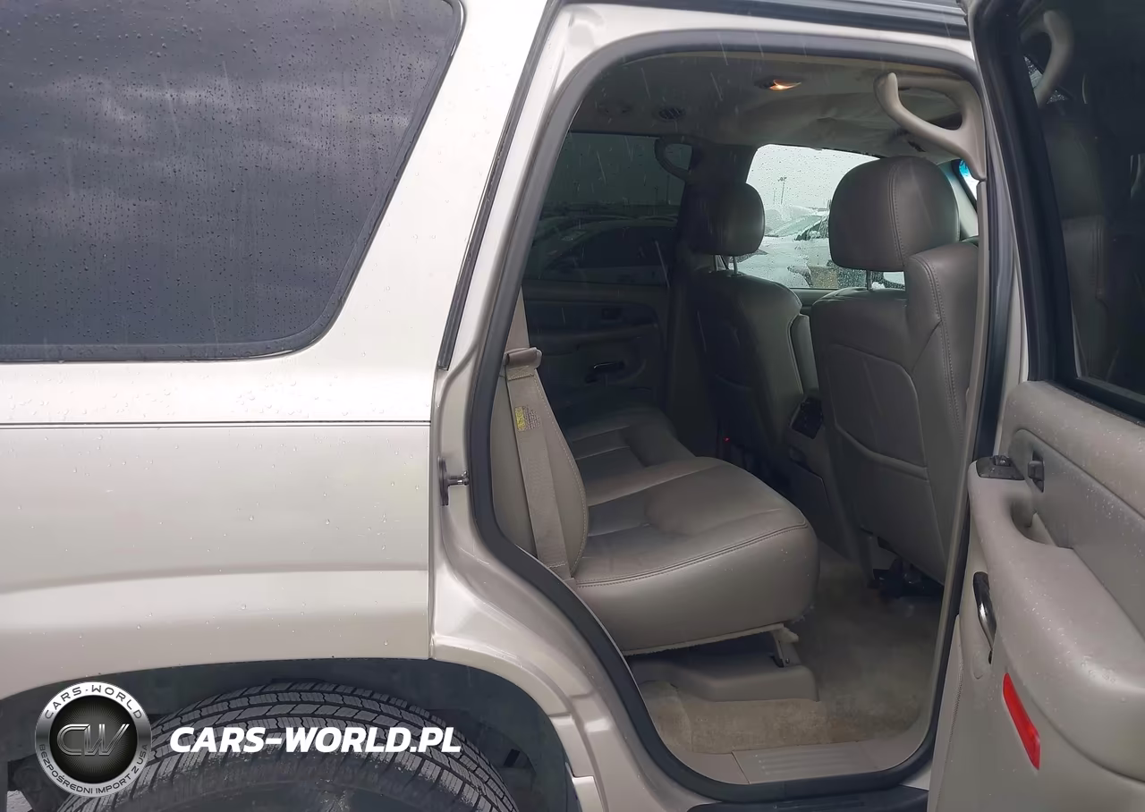 2004 GMC Yukon Denali VIN:1GKEK63U54J164723 - 8