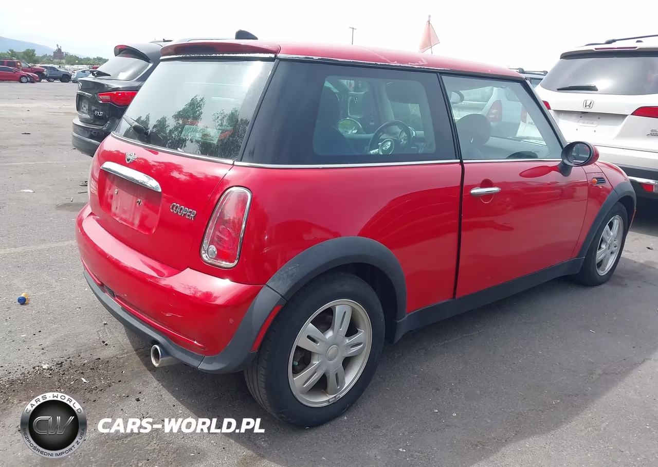 2006 Mini Cooper VIN:WMWRC33536TK73249 - 4