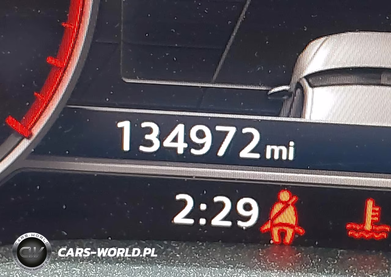2017 Audi A4 2.0T Premium VIN:WAUENAF41HN066401 - 15