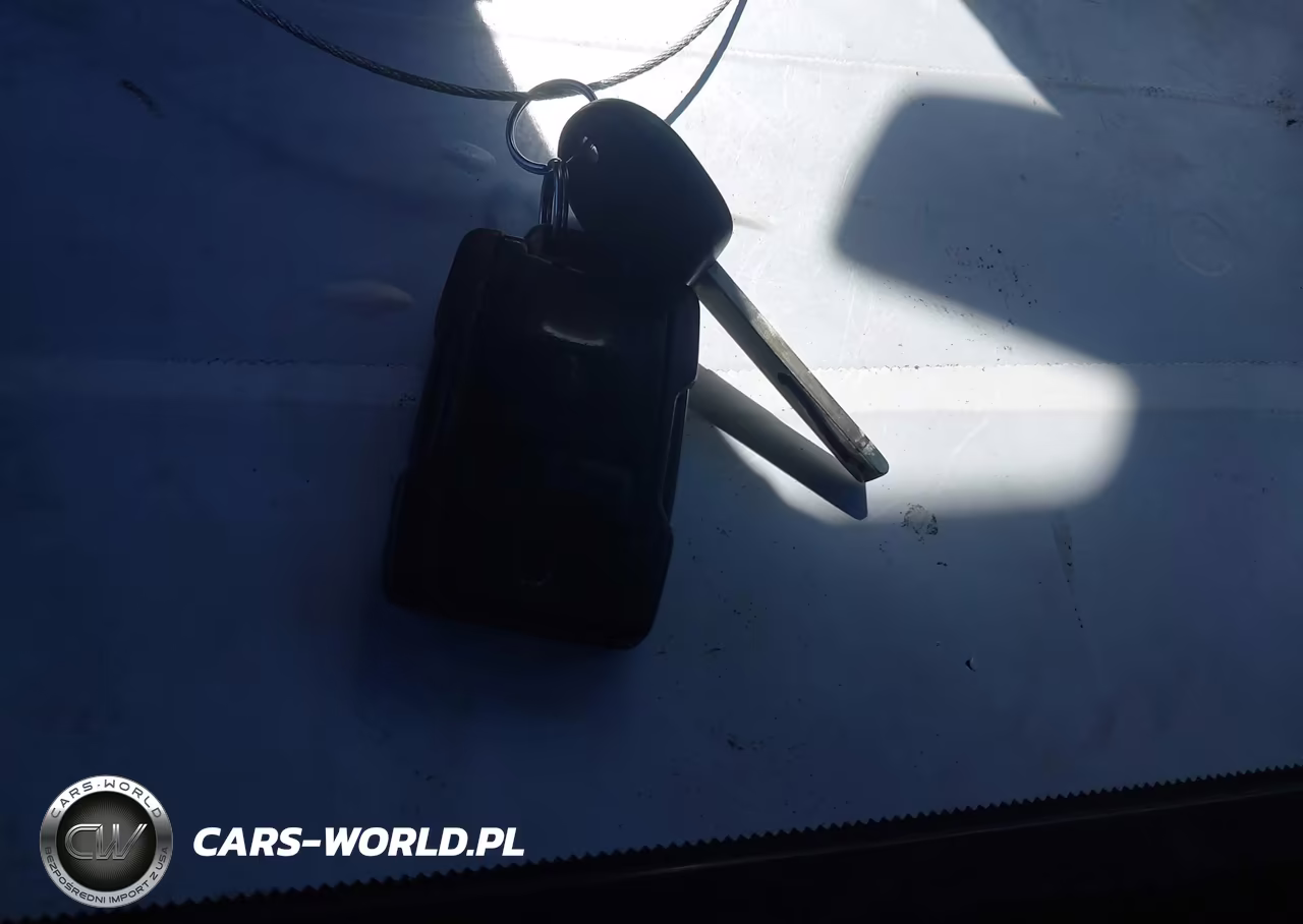 2019 Chevrolet Silverado 1500 Custom VIN:1GCPWBEH3KZ385964 - 11