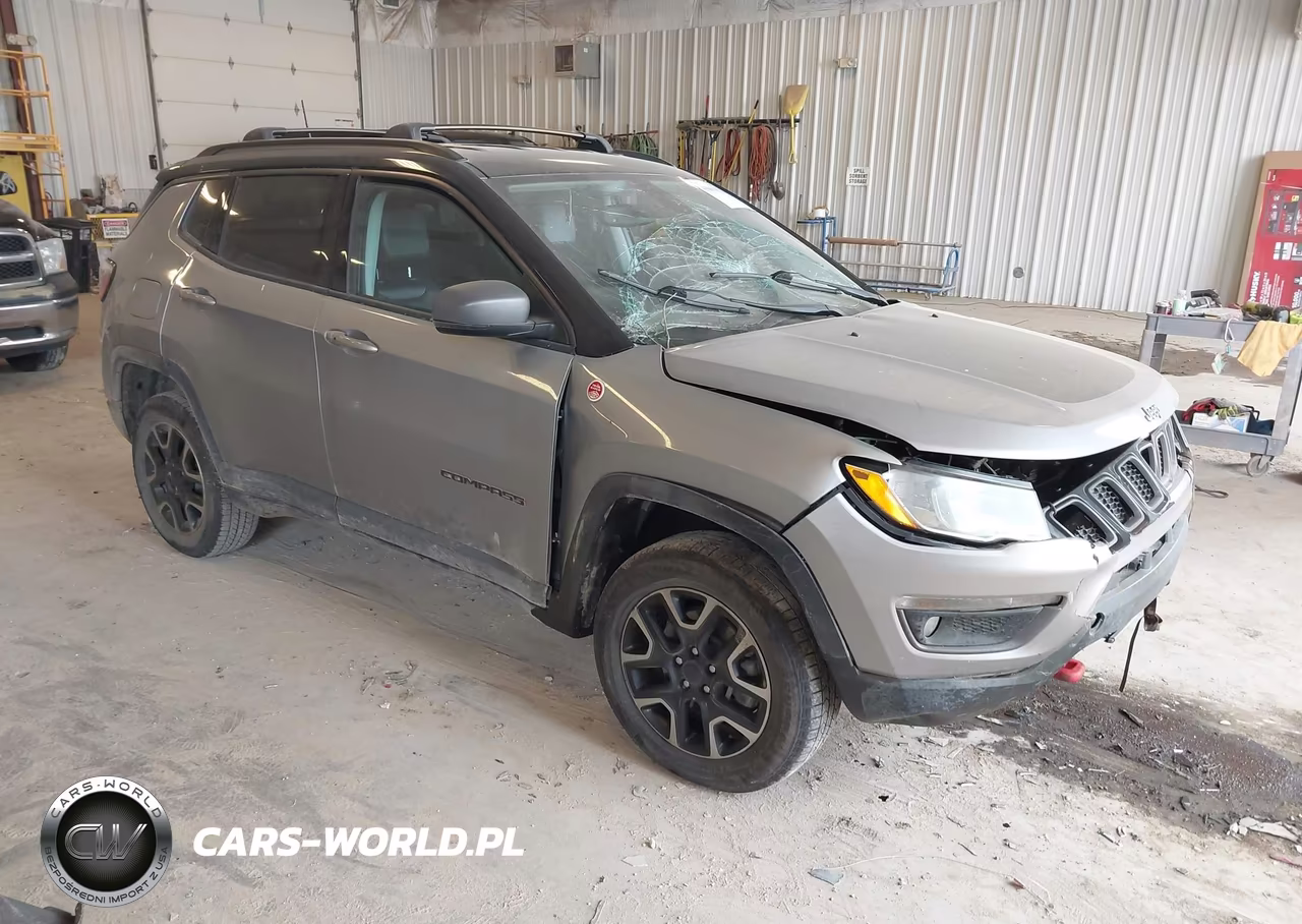 2018 Jeep Compass Trailhawk 4X4 – zdjęcie 1 z 16