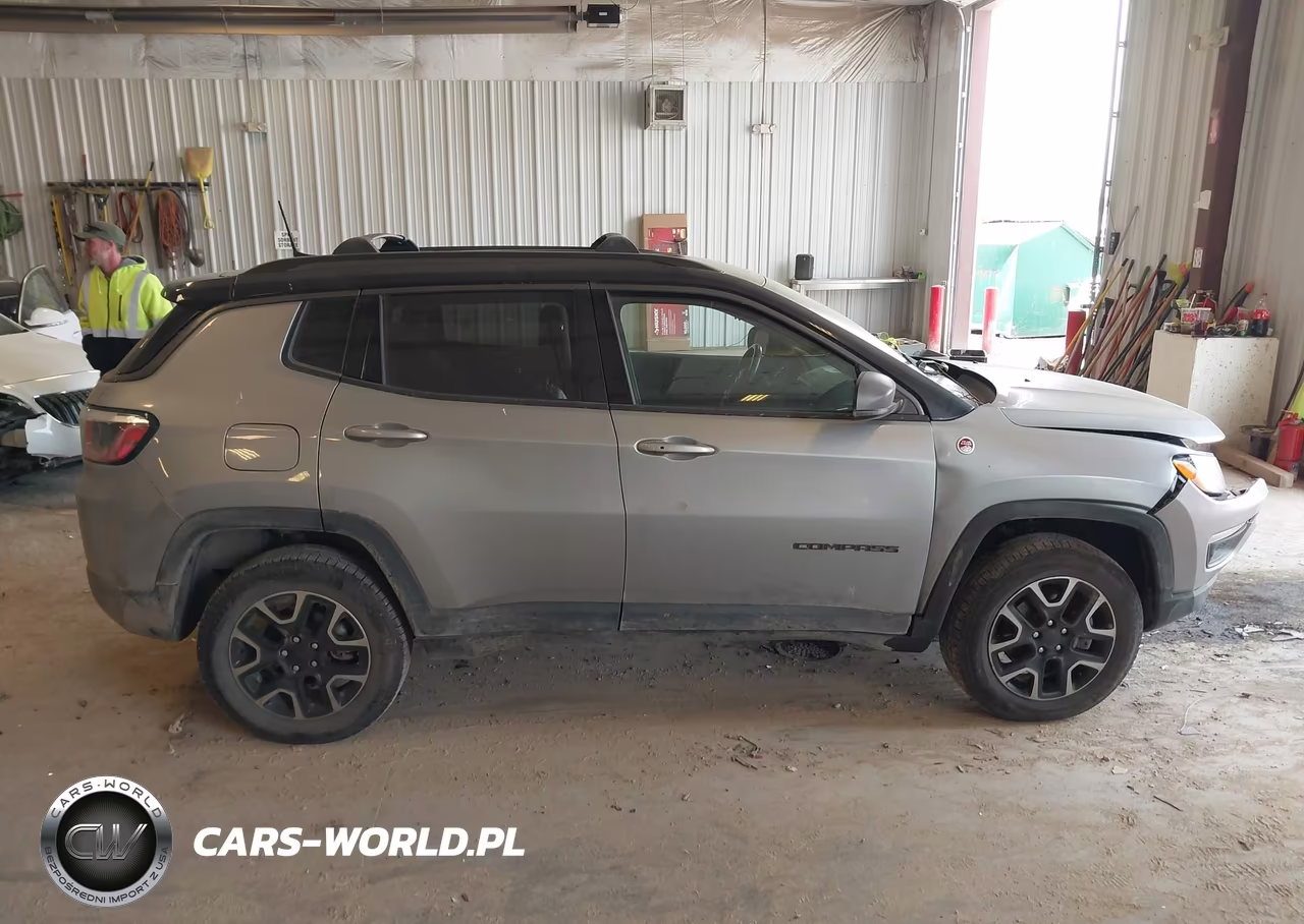 2018 Jeep Compass Trailhawk 4X4 VIN:3C4NJDDB2JT482609 - 13