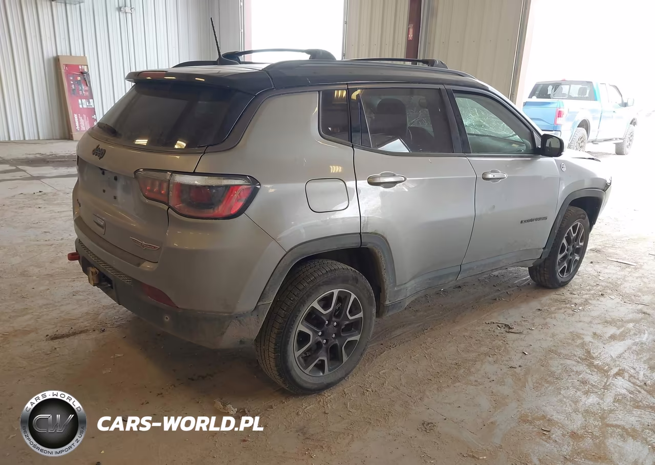 2018 Jeep Compass Trailhawk 4X4 VIN:3C4NJDDB2JT482609 - 4