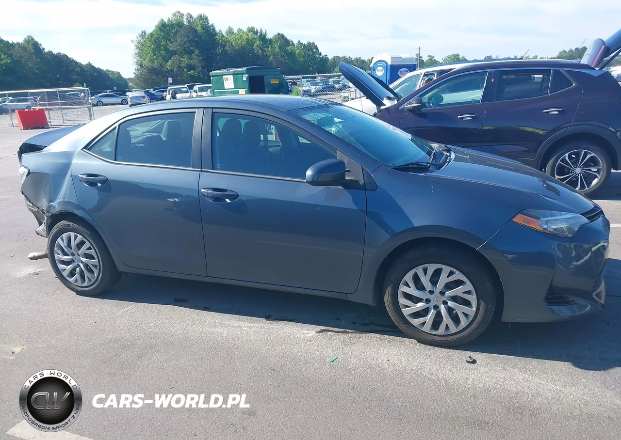 2017 Toyota Corolla Le VIN:2T1BURHE0HC805144 - 14