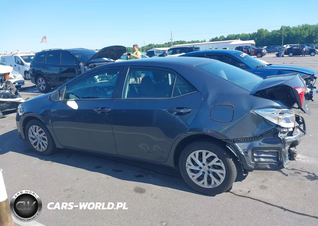 2017 Toyota Corolla Le VIN:2T1BURHE0HC805144 - 15