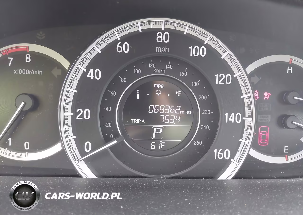 2017 Honda Accord Lx VIN:1HGCR2F32HA104478 - 15