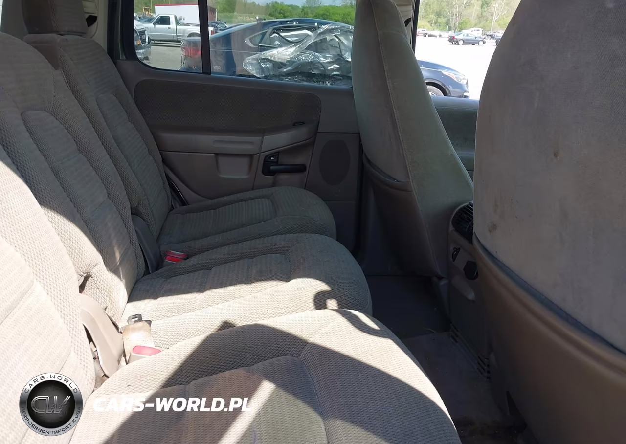 2002 Ford Explorer Xlt VIN:1FMZU73E02ZA62018 - 8