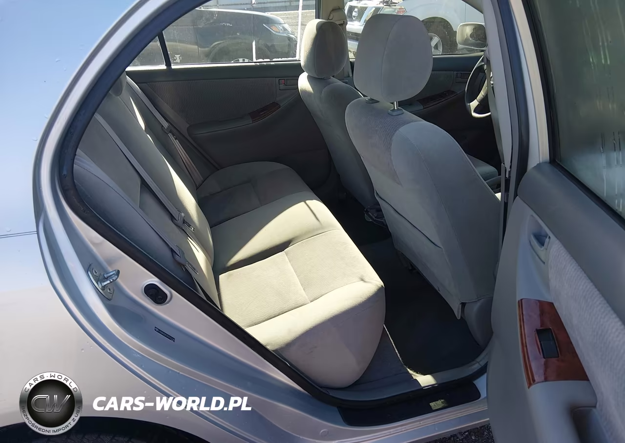 2007 Toyota Corolla Le VIN:JTDBR32E070121145 - 8