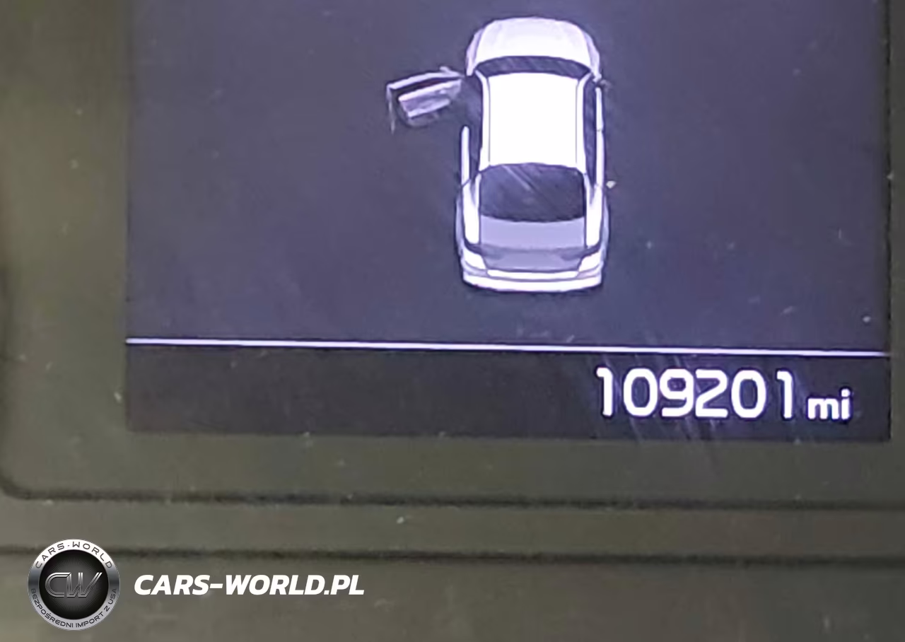 2019 Kia Optima Lx VIN:5XXGT4L35KG298761 - 16