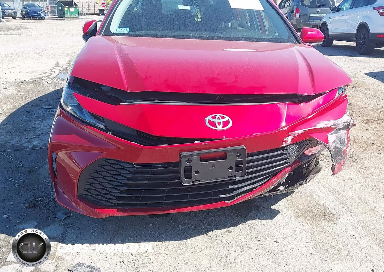 2025 Toyota Camry Le VIN:4T1DBADK2SU010145 - 11