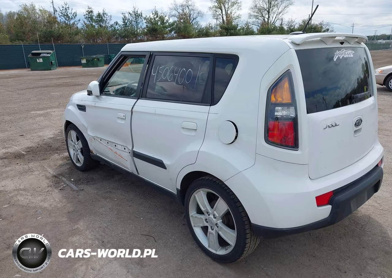 2010 Kia Soul Sport VIN:KNDJT2A25A7066107 - 3
