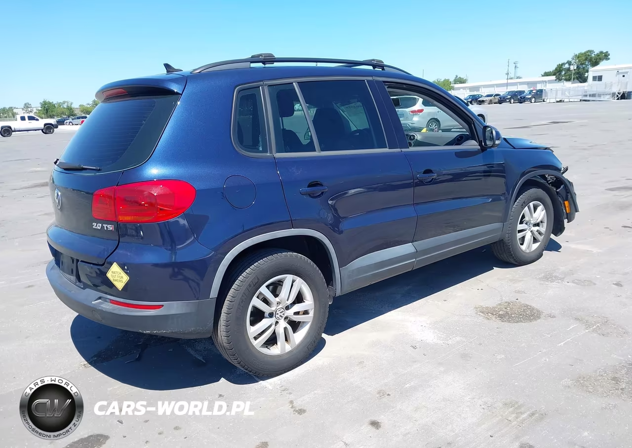 2015 Volkswagen Tiguan S VIN:WVGAV7AX3FW607344 - 4