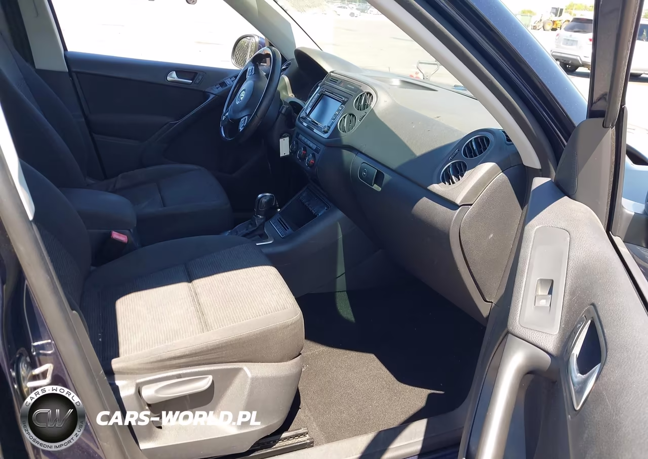 2015 Volkswagen Tiguan S VIN:WVGAV7AX3FW607344 - 5