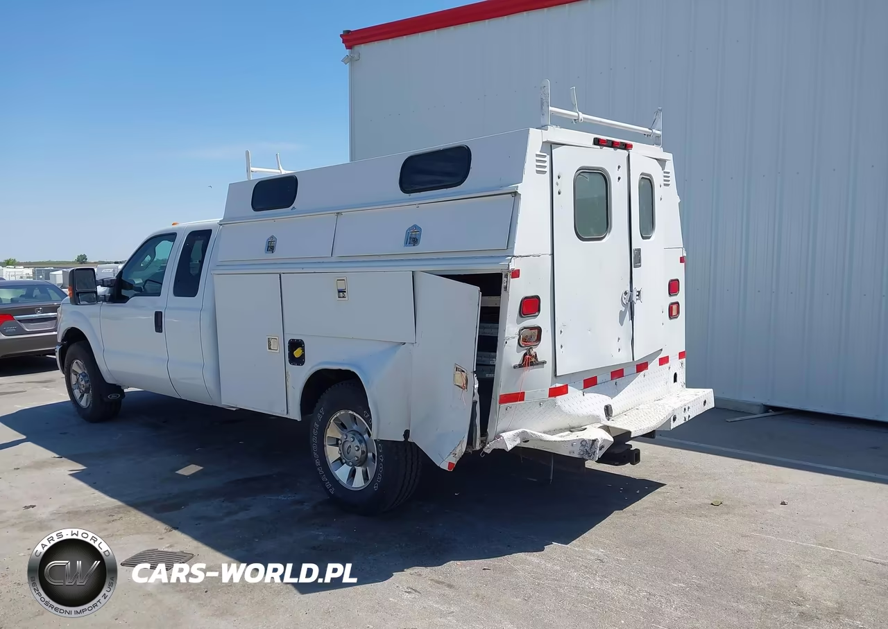 2011 Ford F-350 Chassis Xlt VIN:1FD7X3E68BEC03194 - 6
