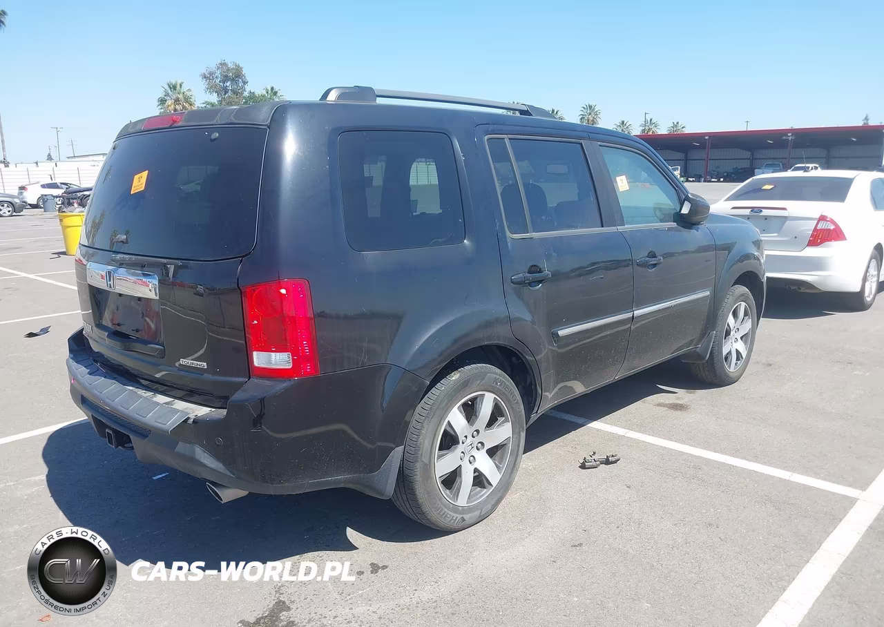 2013 Honda Pilot Touring VIN:5FNYF3H91DB045185 - 4