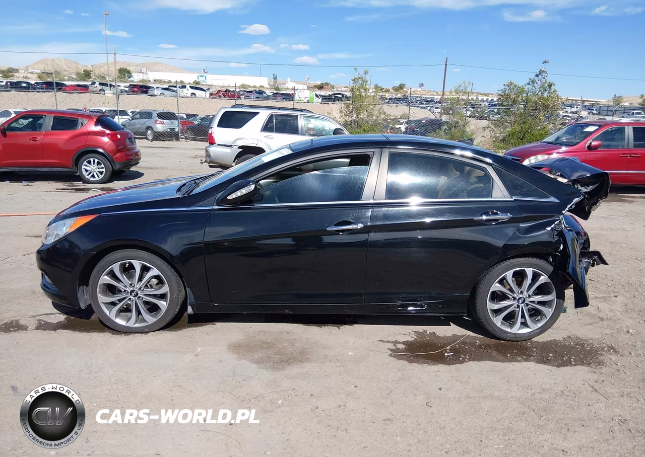 2013 HYUNDAI SONATA SE VIN:5NPEC4AB9DH660695 - 13