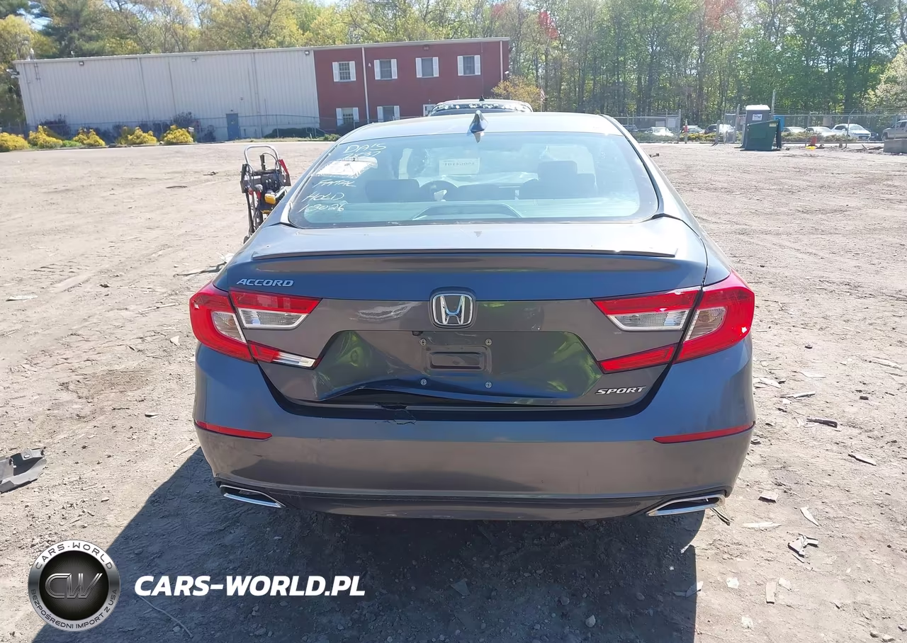 2018 Honda Accord Sport VIN:1HGCV1F35JA082777 - 17