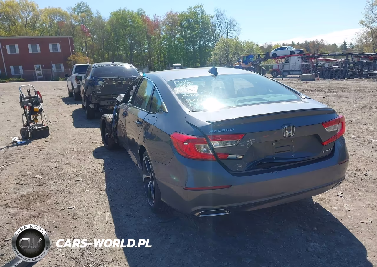 2018 Honda Accord Sport VIN:1HGCV1F35JA082777 - 3