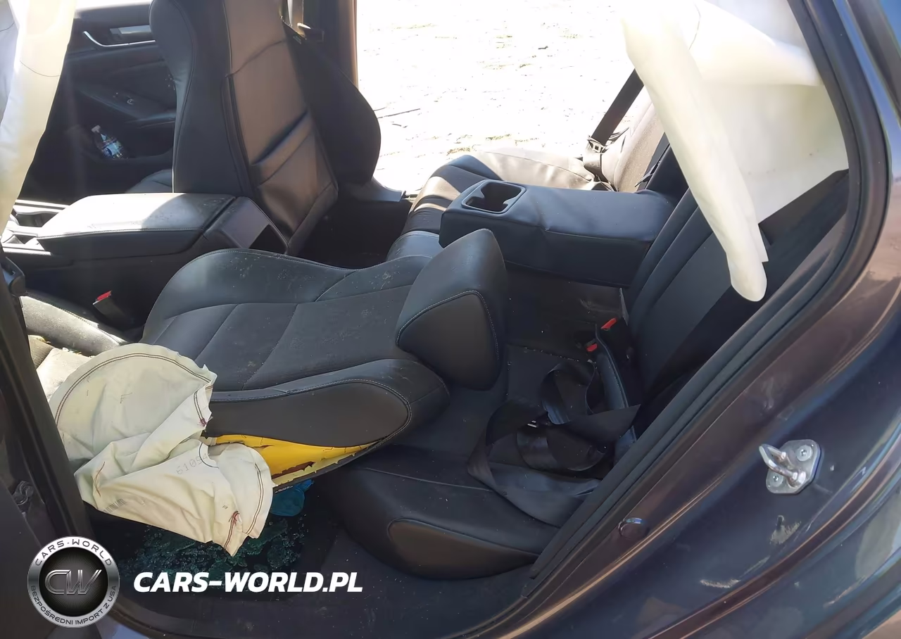 2018 Honda Accord Sport VIN:1HGCV1F35JA082777 - 8