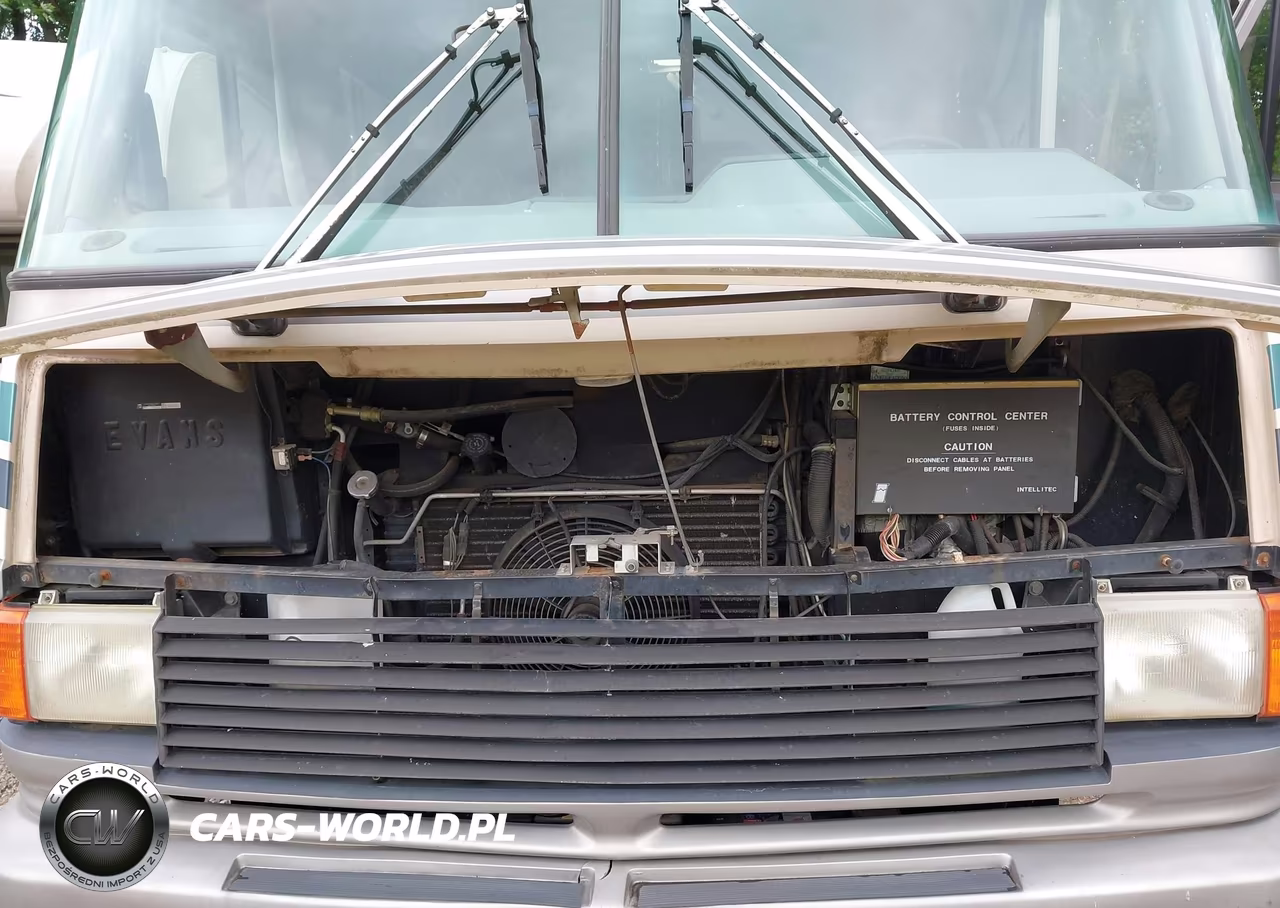 1992 Chevrolet P30 VIN:1GBKP37NXN3314742 - 10