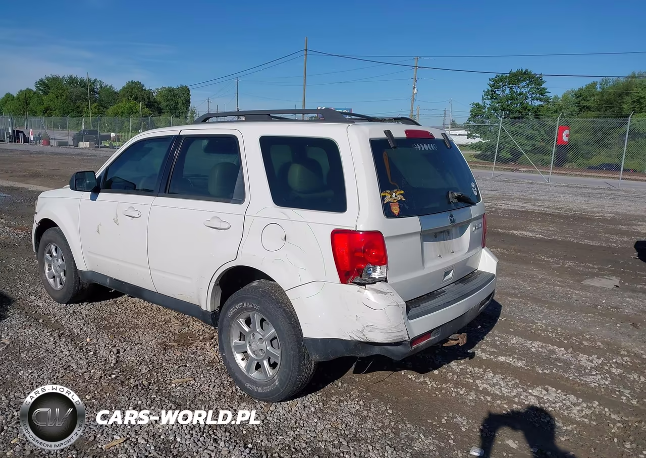2010 Mazda Tribute I Sport VIN:4F2CY0C7XAKM08526 - 3