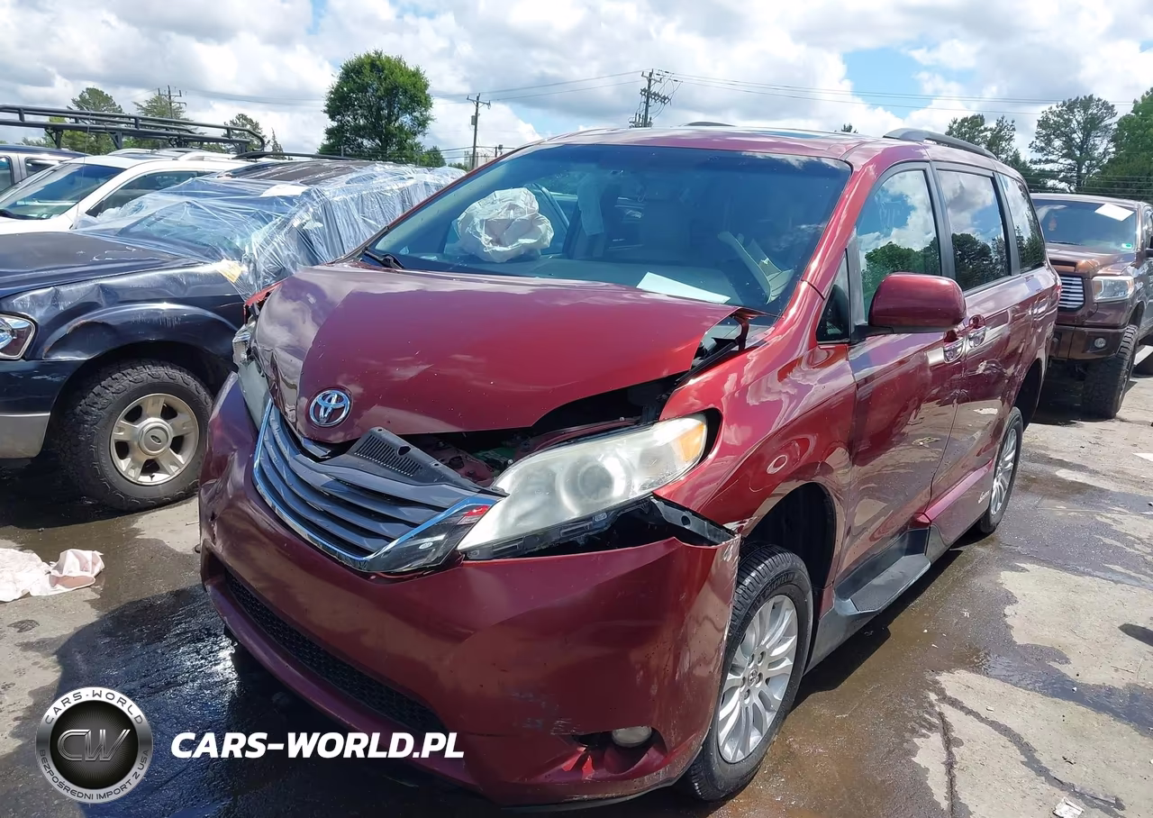 2015 Toyota Sienna Xle 8 Passenger VIN:5TDYK3DC6FS535438 - 2