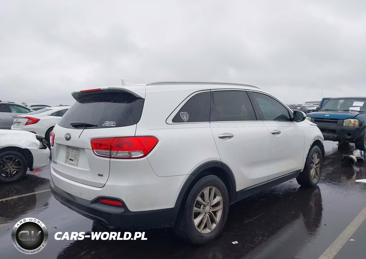 2017 Kia Sorento 2.4L Lx VIN:5XYPG4A3XHG188266 - 4
