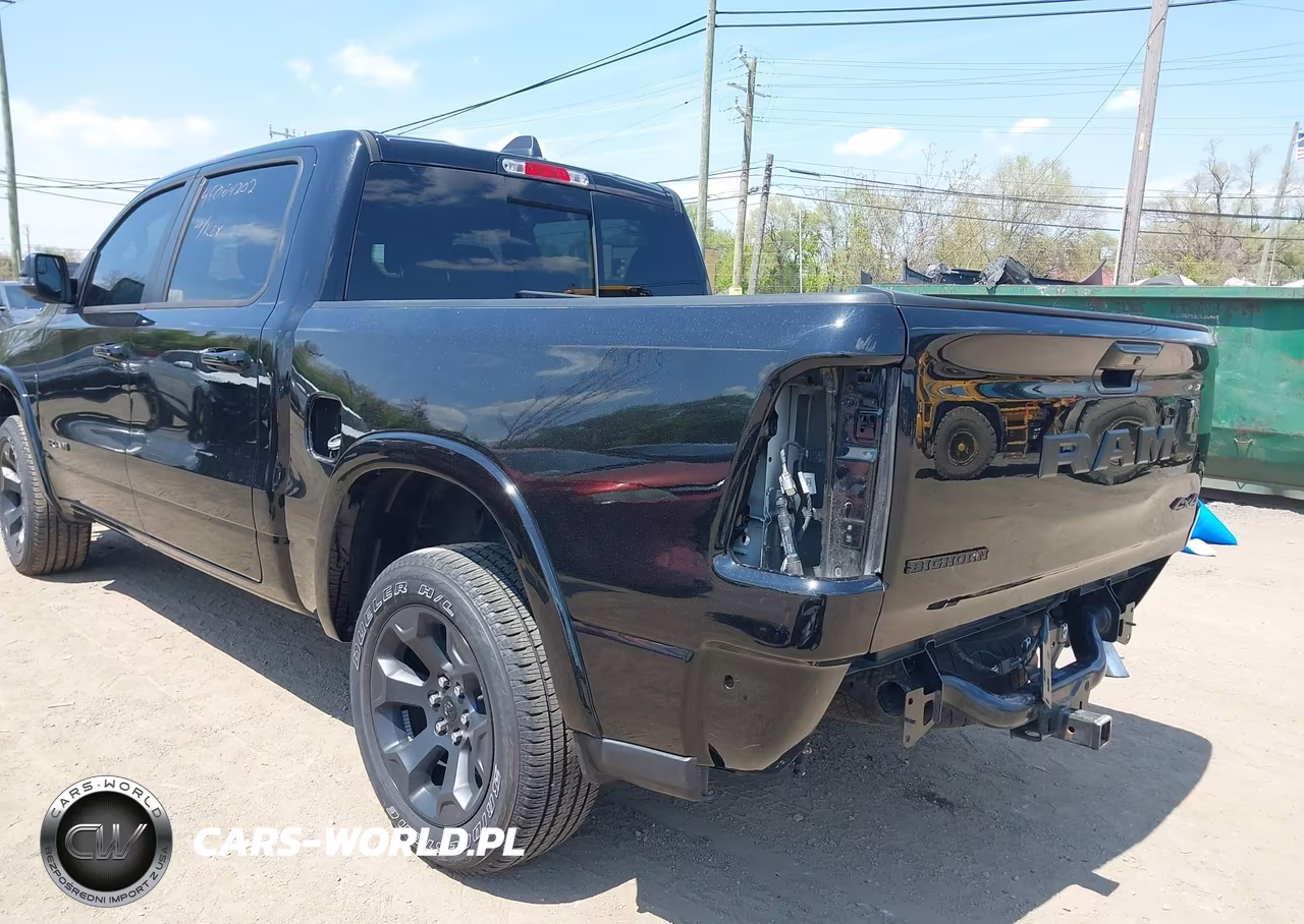 2025 Ram 1500 VIN:1C6RRFFG0SN190089 - 3
