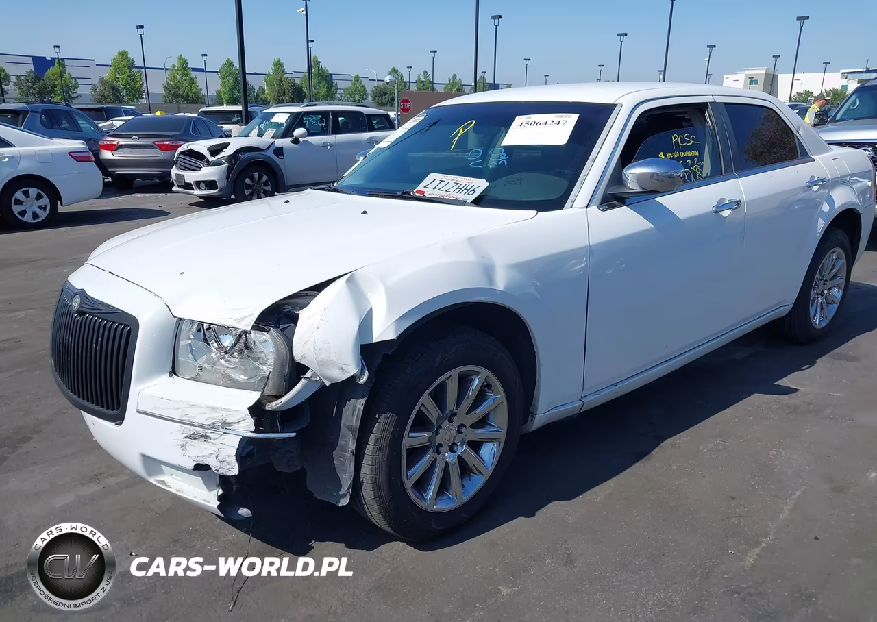 2010 Chrysler 300 Touring-Signature Series-Executive Series VIN:2C3CA5CV6AH326935 - 2