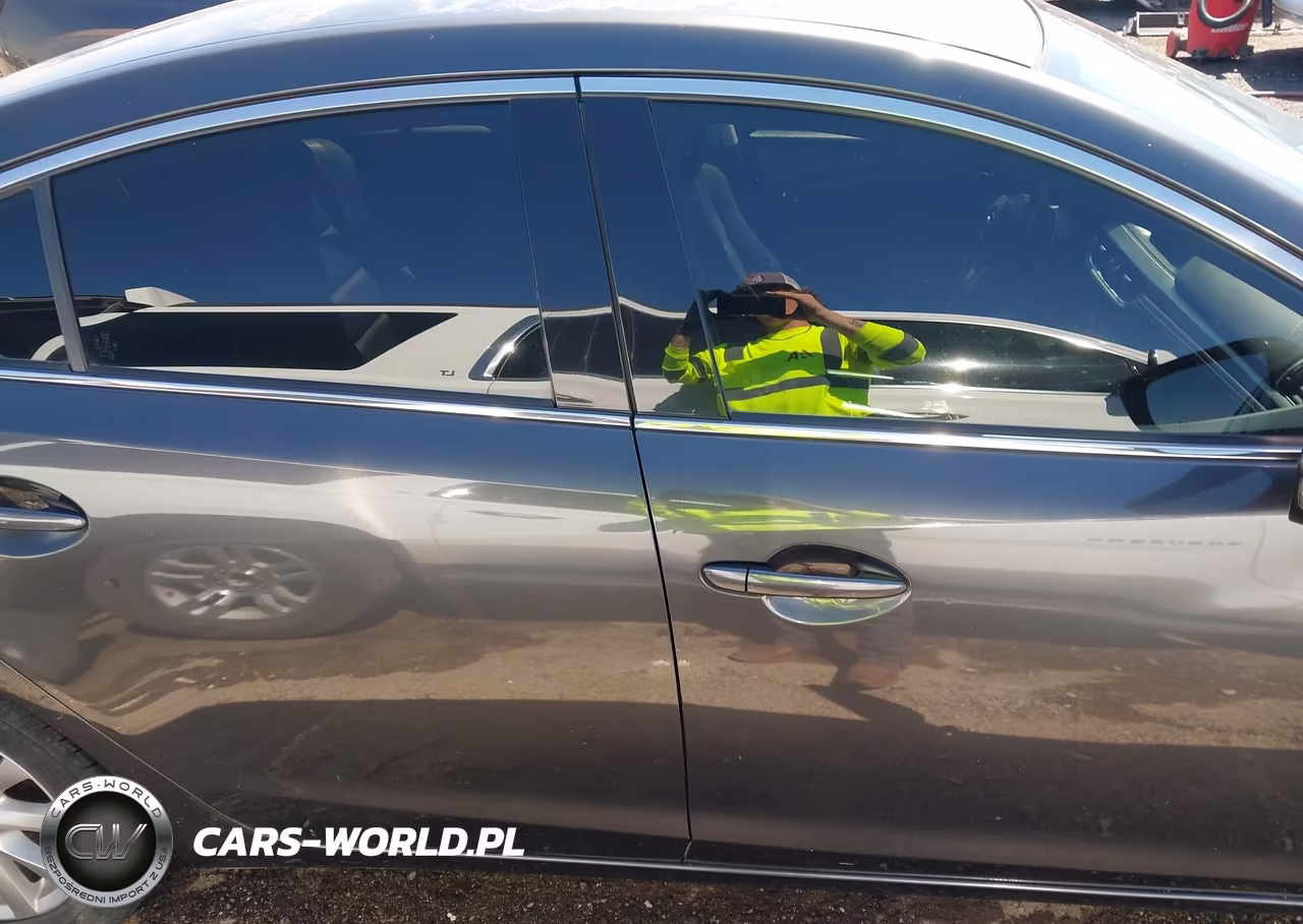 2016 Mazda Mazda6 I Sport VIN:JM1GJ1U5XG1408159 - 13