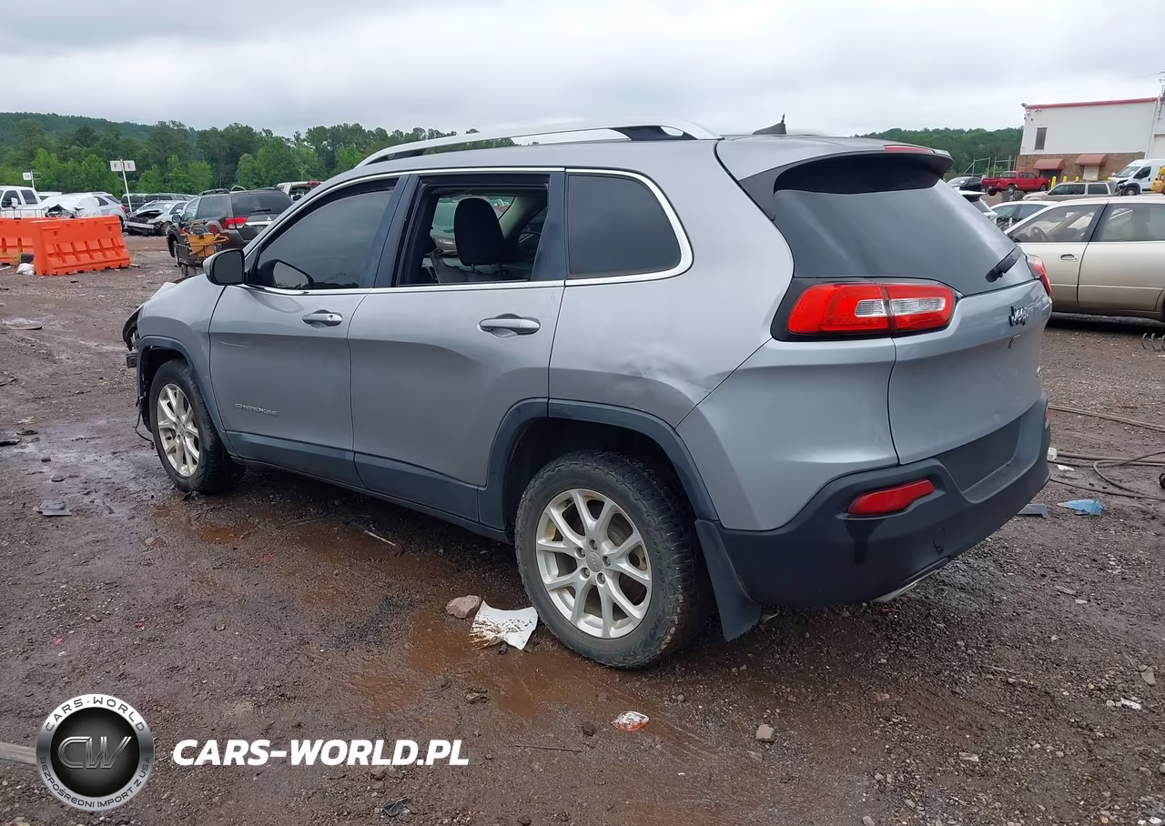 2016 Jeep Cherokee Latitude VIN:1C4PJLCS6GW274093 - 3