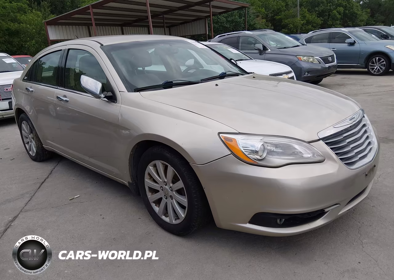 2013 Chrysler 200 Limited – zdjęcie 1 z 11