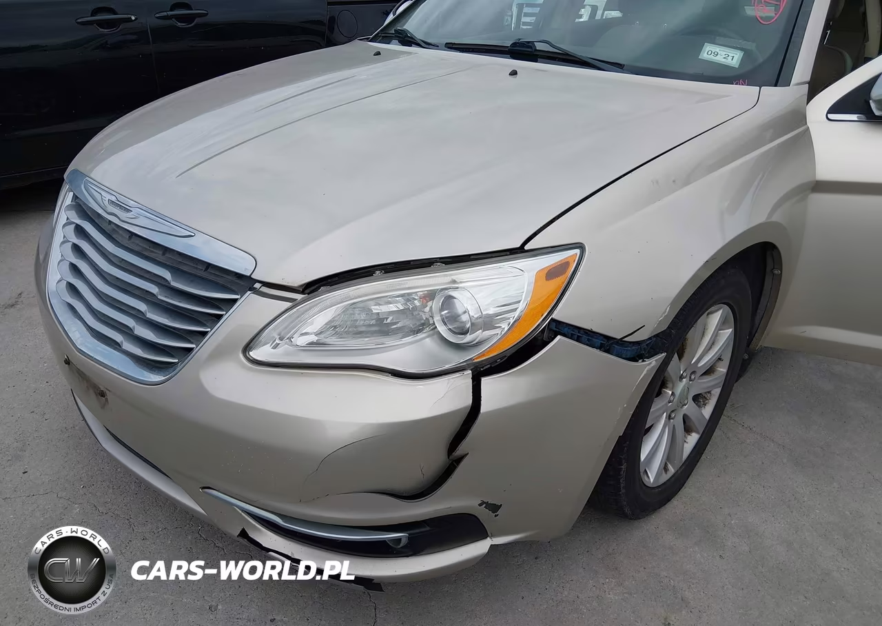 2013 Chrysler 200 Limited VIN:1C3CCBCG1DN724253 - 6