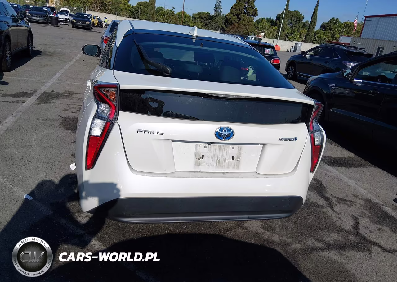 2017 Toyota Prius Two VIN:JTDKBRFU1H3031527 - 16