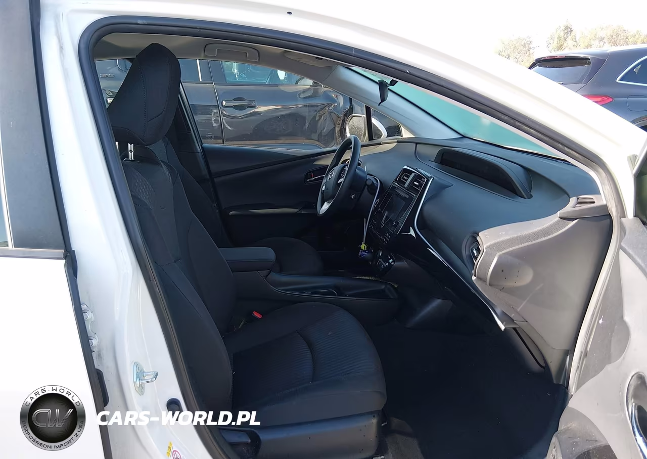 2017 Toyota Prius Two VIN:JTDKBRFU1H3031527 - 5