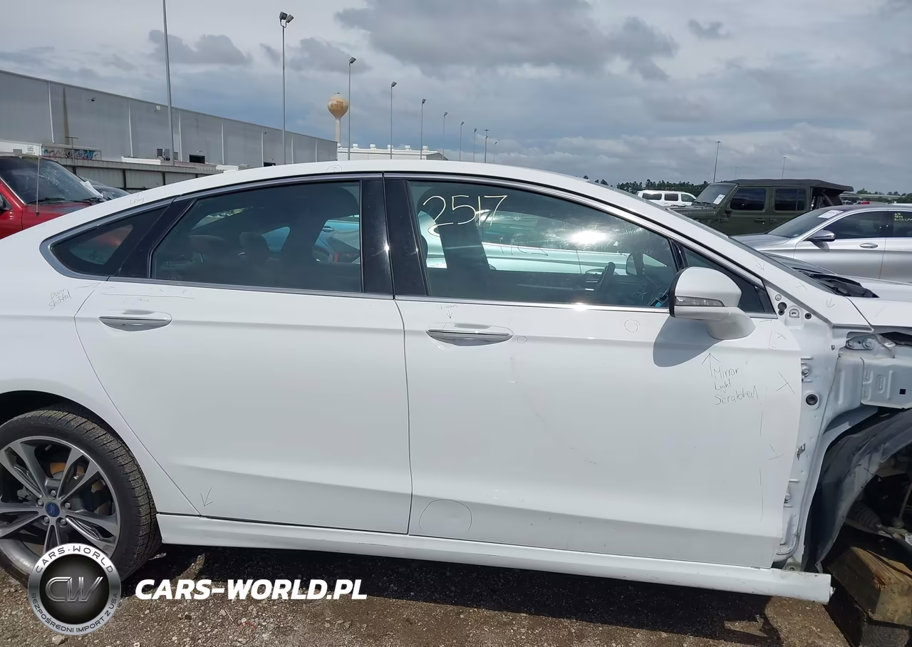 2020 Ford Fusion Titanium VIN:3FA6P0K97LR175938 - 14