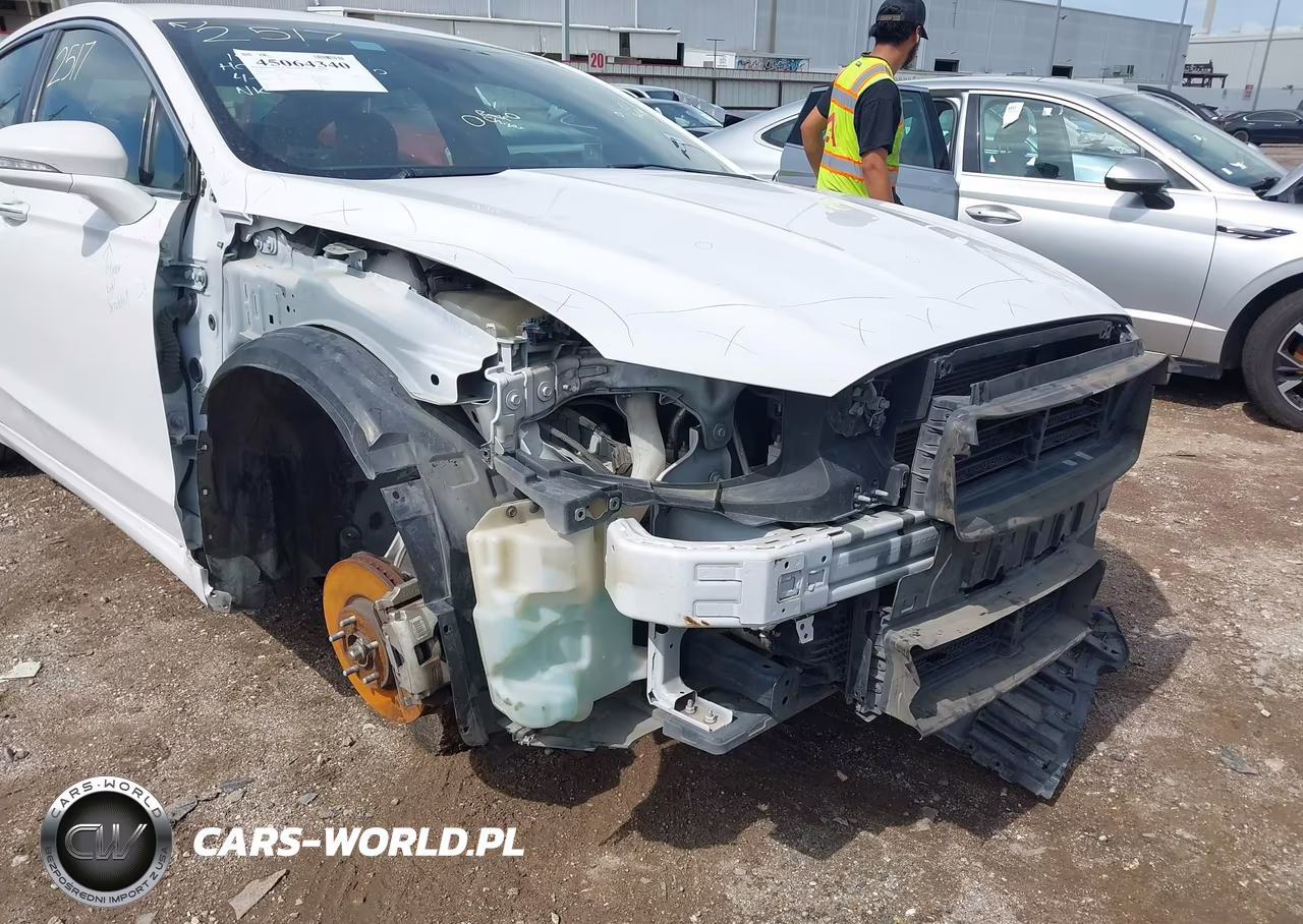 2020 Ford Fusion Titanium VIN:3FA6P0K97LR175938 - 6