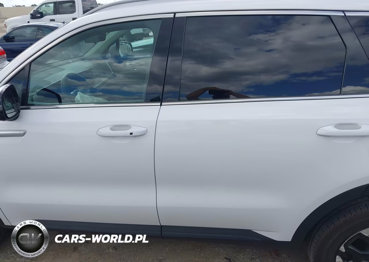 2024 Kia Sorento S VIN:5XYRLDJC9RG278790 - 14