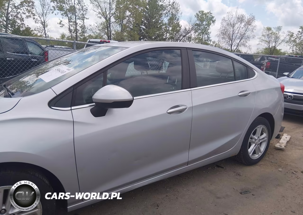 2017 Chevrolet Cruze Lt Auto VIN:1G1BE5SM2H7176728 - 14