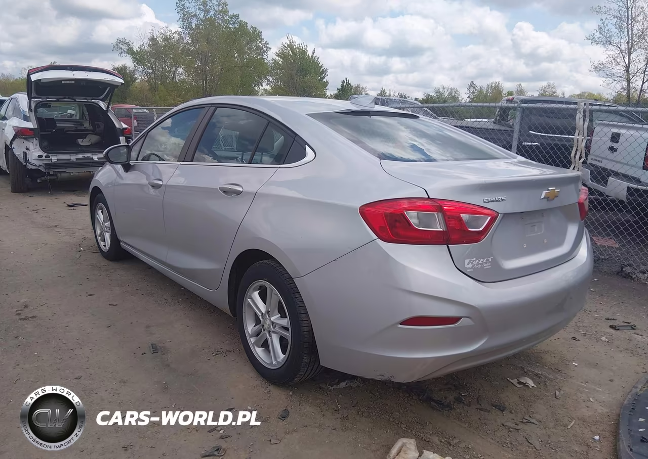 2017 Chevrolet Cruze Lt Auto VIN:1G1BE5SM2H7176728 - 3