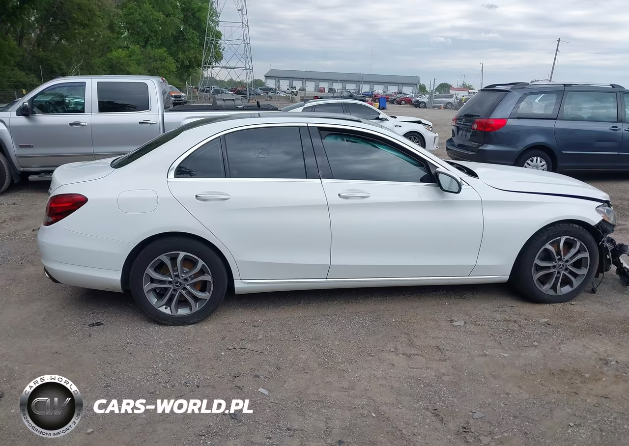 2017 Mercedes-Benz C 300 4Matic VIN:55SWF4KB0HU216019 - 12