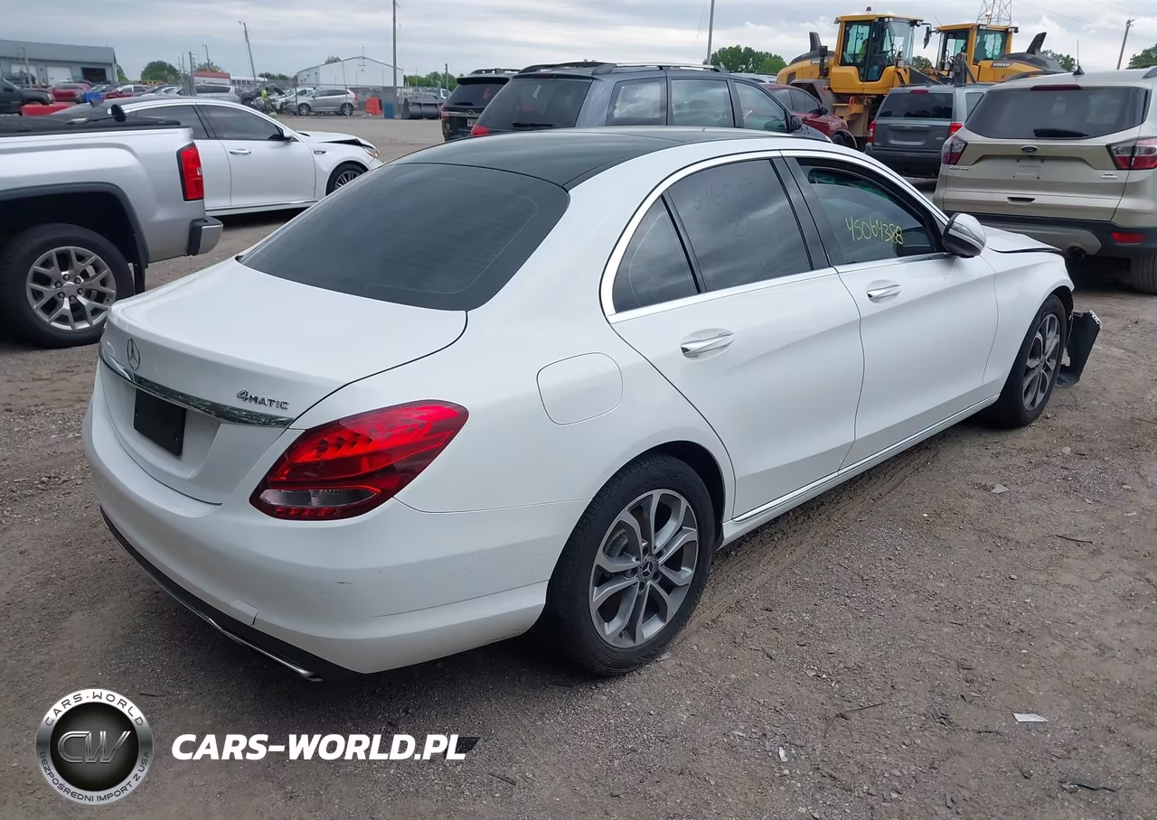 2017 Mercedes-Benz C 300 4Matic VIN:55SWF4KB0HU216019 - 4
