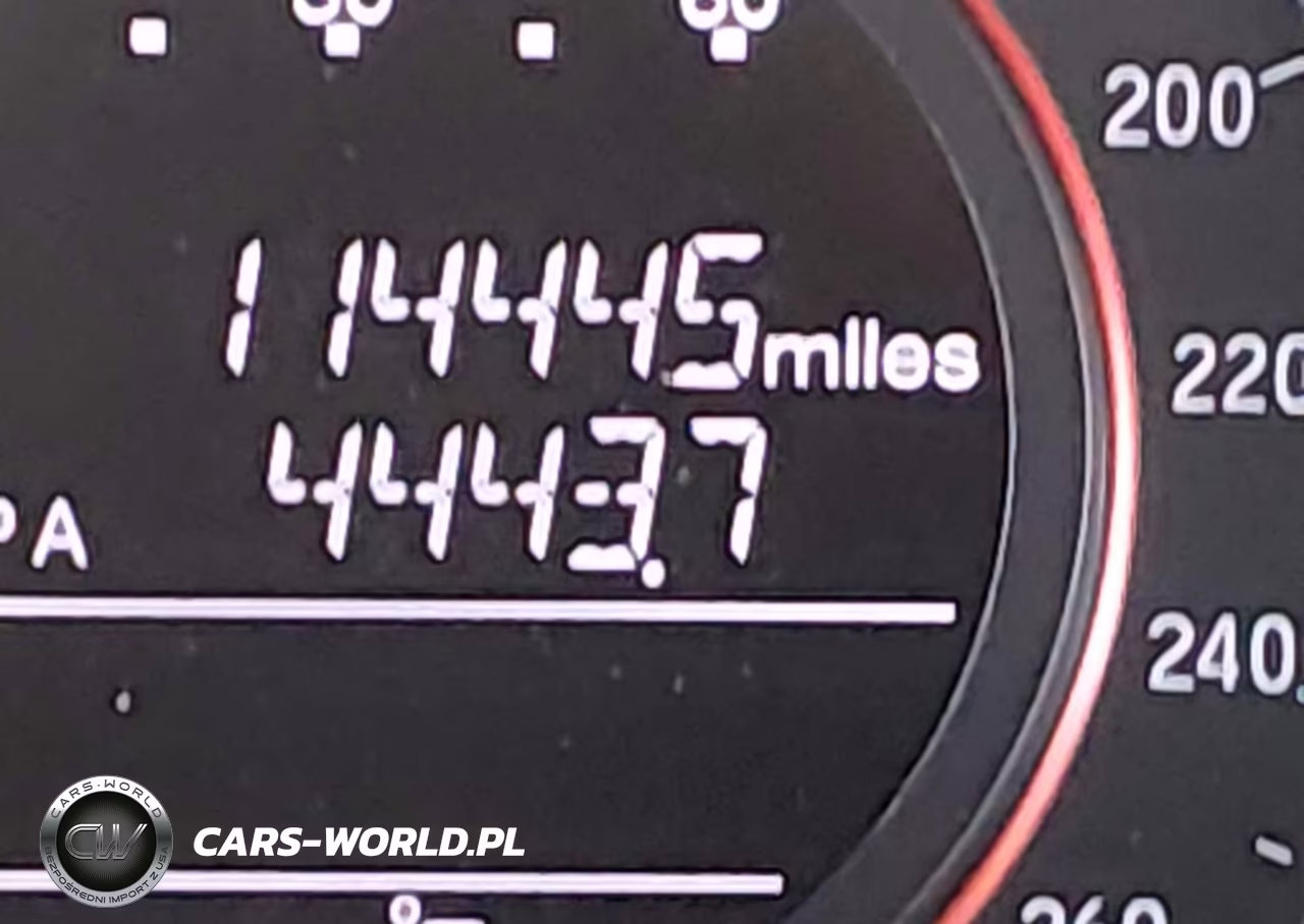 2016 Honda Accord Sport VIN:1HGCR2F57GA100488 - 15