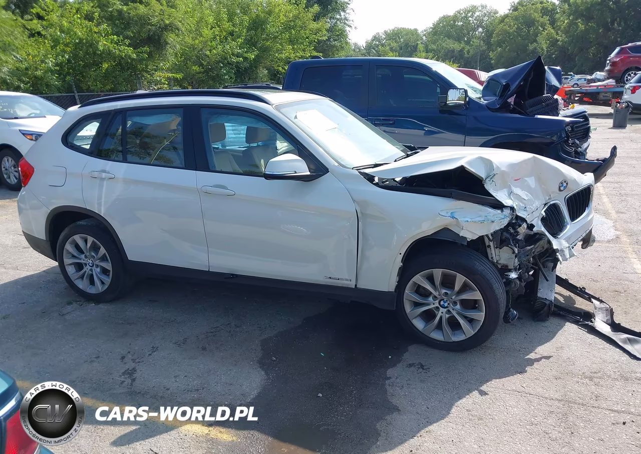 2014 BMW X1 xDrive28I VIN:WBAVL1C55EVY14453 - 13