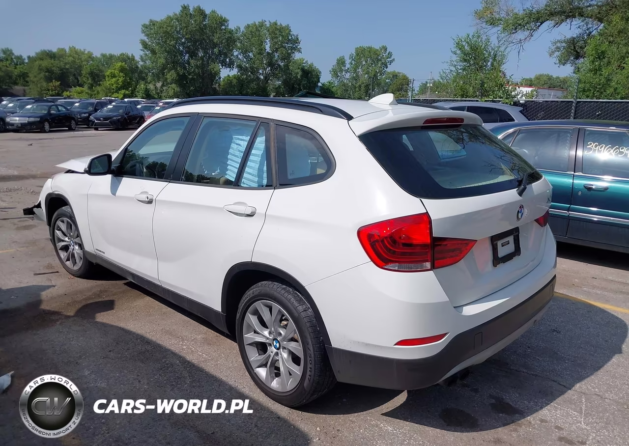 2014 BMW X1 xDrive28I VIN:WBAVL1C55EVY14453 - 3