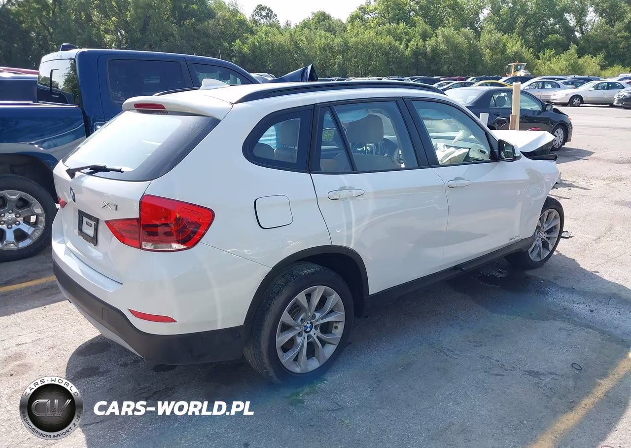 2014 BMW X1 xDrive28I VIN:WBAVL1C55EVY14453 - 4